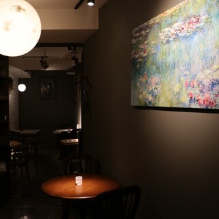 A calm Bistro that is a little dark and has soothing music.