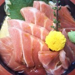 すし処 若 - 築地とかで食べたら2000円とか行っちゃうのかな…とか思ってよ〜く味わいながら(*´艸｀*)♡ゆっくりよく噛んで食べる様にしました
      早食いすると消化不良おこす消化系難あり体質なので…(^_^;)(汗)