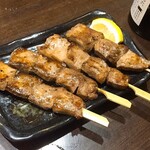 三酉屋 - 牛たん@528円