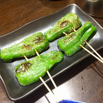 三酉屋 - ピーマン@165円