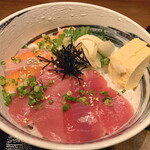 魚七鮮魚店 - マグロサーモン丼