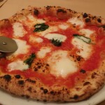 Felicita Pizzeria Trattoria - マルゲリータ