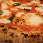 Felicita Pizzeria Trattoria - マルゲリータ