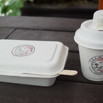 CAFE SANTA - こんな感じで運ばれて来たよ～