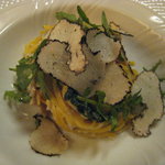 リストランテ ラ・バリック トウキョウ - 卵黄を練りこんだタヤリン　鮎とクレソンのソース