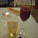 リストランテ ラ・バリック トウキョウ - 赤いミモザとマスカットジュース