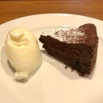 サンジャン・ピエドポー - 