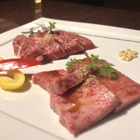 黒毛和牛焼肉 虎斑 北新地店 - ヒウチとハラミ