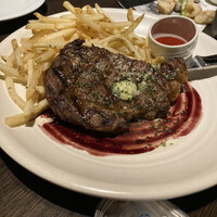 ウルフギャング・パック カフェ 愛知芸術文化センター店 -  ウルフギャング・パック カフェ 愛知芸術文化センター店 -