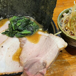 ラーメン 末廣家 - 