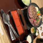 とろけるハンバーグ福よし イーアス春日井 - 