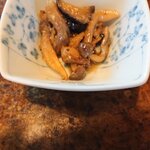 うずら家 - お通しのキノコの和え物