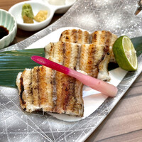 まるや本店 中部国際空港店 - ＊白焼きハーフ（¥2,250）