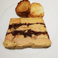 レストラン アラジン - フォワグラとレンズ豆のテリーヌ。