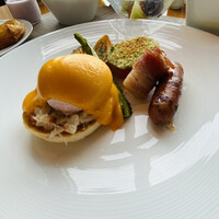 イタリアンダイニング ケシキ - ずわい蟹のエッグベネディクト