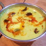 ニルワナム - マラバー・フィッシュ・カレー(1400円)