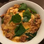 うどん＆ Bar にじの木 - 玉子丼