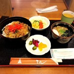 丹波味の郷 レストラン まこと - 牛丼とお蕎麦のセット