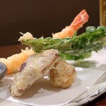 桶家乃隠居 - しいたけ、菊菜、えび芋、えび