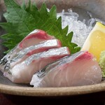 桶家乃隠居 - しまあじのお造り