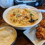 環七濃厚タンメン ベジ田 - タンカラセット＋サービスライス