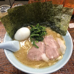 横濱家系ラーメン うめ鬼 - 