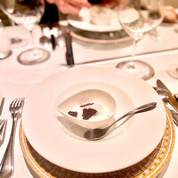 フレンチ割烹 宿 - トリュフのフラン、秋刀魚の燻製、泡仕立て