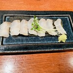 東京酒BAL 塩梅 - 鯛の昆布締め: しっかり昆布の旨みがあります。