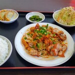 Fukugen - 揚げ鶏肉のソースがけランチ¥680