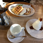 TARO CAFE - 