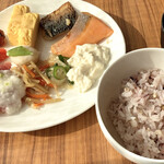 ダイニング ブリックサイド - 料理