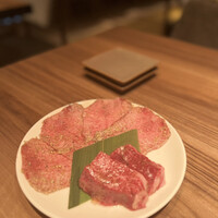焼肉うしごろ 新宿三丁目店 - 