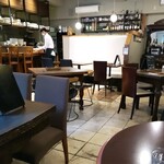 IL VIGORE - 店内、このあとすぐに満席になる。