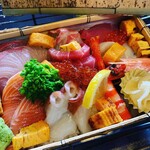 魚ダイニング光 - 【テイクアウト】海鮮ちらし寿司1500円