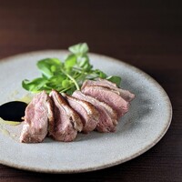ハンガリー産鴨肉のロースト　