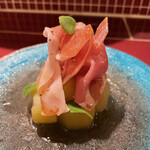ビストロ ピエロ - 茄子にレモングラスが香り付け、生ハムと素敵な組み合わせです。