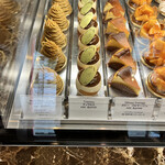 アヴランシュ・ゲネー - 