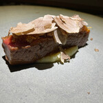 隼 - w.t.x.o～白トリュフを使用した自家製XO醤　藁焼きした38ヶ月飼育された松阪牛雌A5ヒレ肉　マッシュポテト　白トリュフ