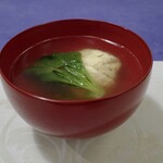 KINOKUNIYA - 「瓢亭」と同じ出汁の引き方で作ったお椀。おいしい！