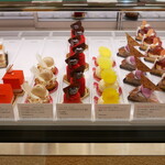 KATO　Patisserie La Fourmi  - 