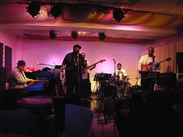 SOMETHIN' Jazz Club photo 3