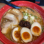 yokohamaiekeira-menharuki - えび豚骨味噌拉麺＋味付け玉子