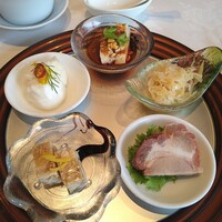 四川豆花飯荘 東京店 - 冷製前菜5種
