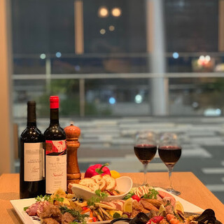 全面ガラス張りの解放感◎空中階ならではの見晴らし