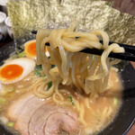 横浜家系ラーメン 旭家  - 