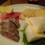 鳥ひで - チーズサラミ