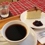 ミル - コーヒーとチーズケーキ