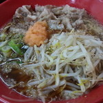 太陽軒 - 肉そば（オレンジのが柚子おろし）