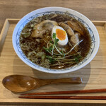 二階の食堂 デリカフェ - 煮玉子ラーメン　1000円