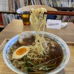 二階の食堂 デリカフェ - 煮玉子ラーメン　1000円